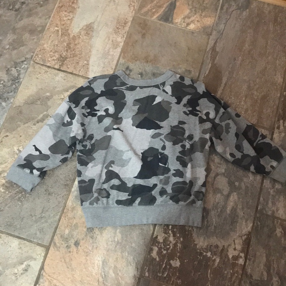 Top - Picture 4 of 4